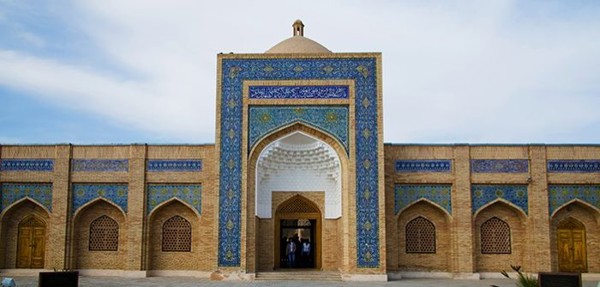 巴哈丁·纳克什班迪陵墓 (Bahauddin Naqshband Complex)