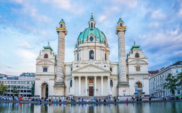 卡尔教堂(Karlskirche)