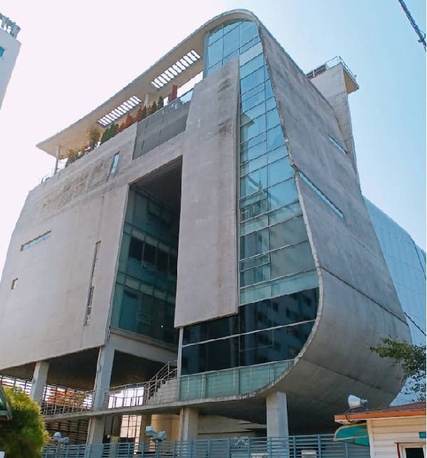 YG娱乐公司大楼(YG Entertainment)