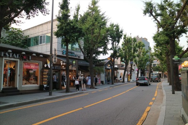 三清洞路(Samcheongdong gil)