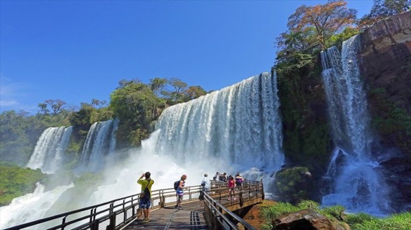 伊瓜苏瀑布(Cataratas del Iguazú)