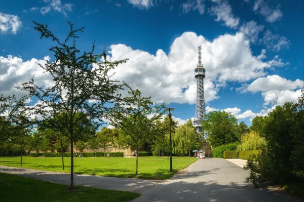 佩特任瞭望塔(Petřín Lookout Tower)