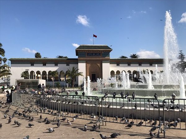 卡萨布兰卡联合国广场 (Place des Nations Unies)