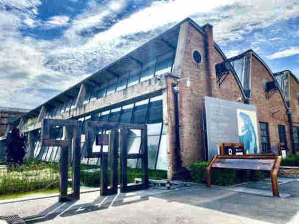 798艺术区（798 Art Zone）