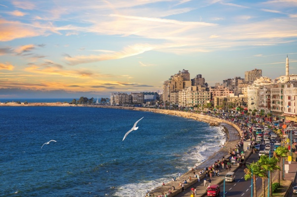 亚历山大滨海大道(Alexandria Corniche)
