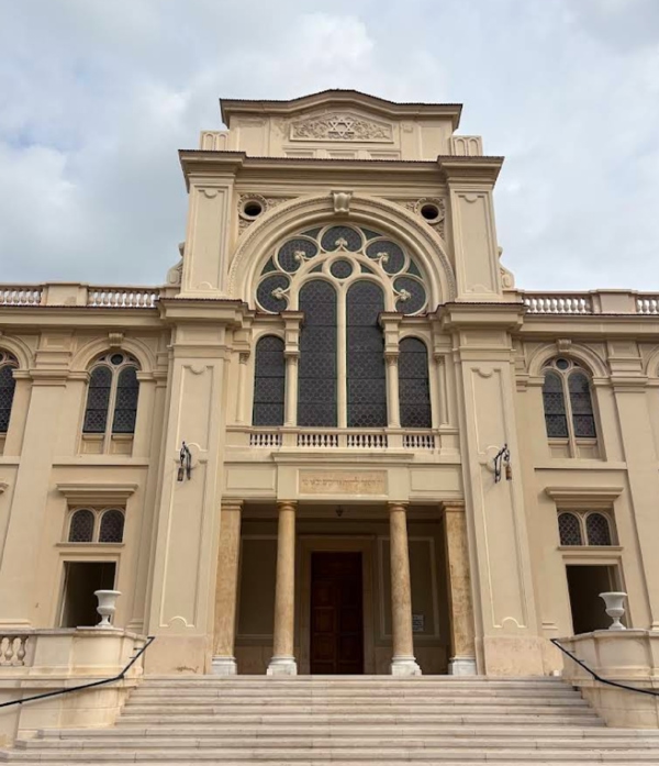 亚历山大先知以利亚会堂(Eliyahu Hanavi Synagogue)