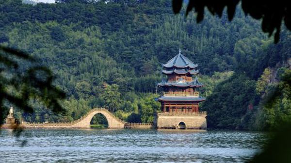 严子陵钓台（Yan Ziling Fishing Platform）