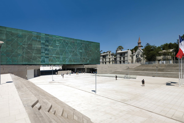 圣地亚哥回忆和人权博物馆(Museo de la Memoria y los Derechos Humanos)