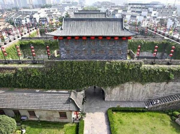 中华门（Zhonghua Gate）