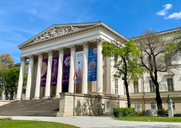 匈牙利国家博物馆(Magyar Nemzeti Múzeum)
