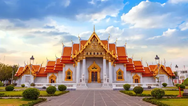 云石寺(Wat Benchamabophit Dusitvanaram Ratchaworawihan)