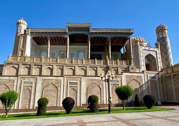 哈兹拉特海达尔清真寺(Hazrat Khizr Mosque)