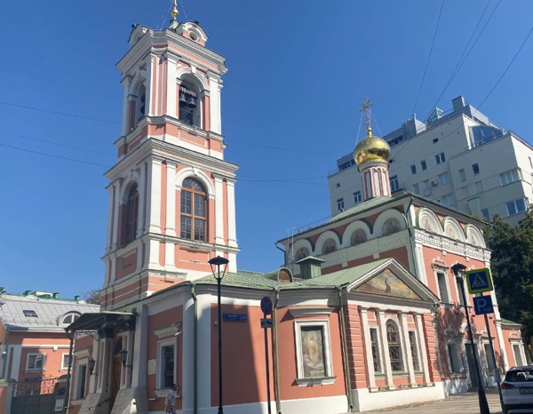乌斯宾斯基弗拉热克圣道复活教堂(The Church of the Resurrection of the Word on Uspensky Vrazhek)