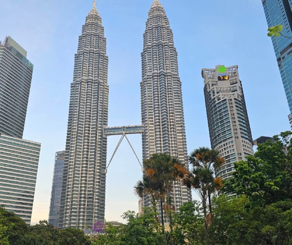 吉隆坡国油双峰塔(Menara Berkembar Petronas)
