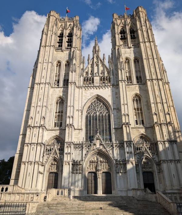 圣米歇尔与圣古都拉大教堂(Cathédrale Saints Michel et Gudule)