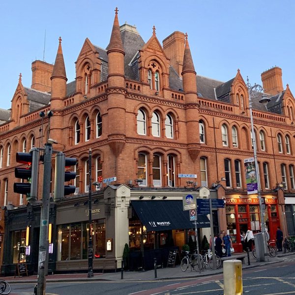 乔治街拱廊(Georges Street Arcade)